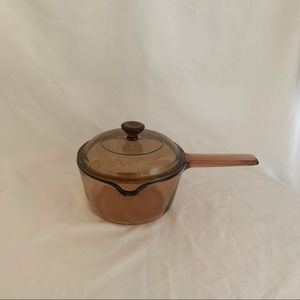 Vision glass pot/cookware  *mint condition*